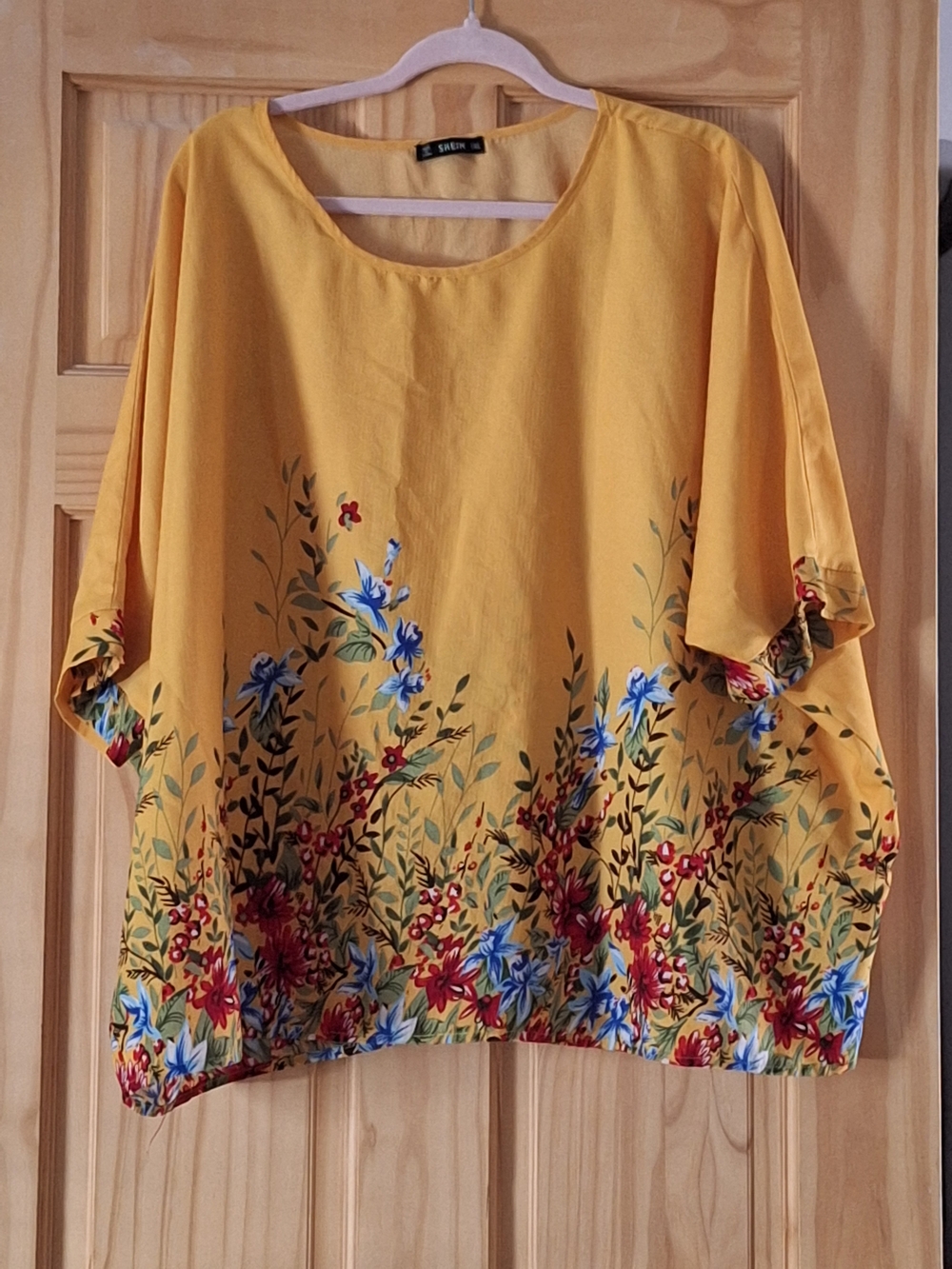 SHEIN Mustard Floral Scoop Neck Tunic Top